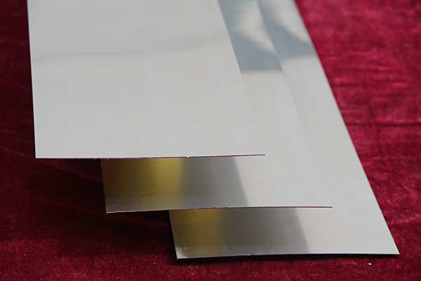 �������źͽ�